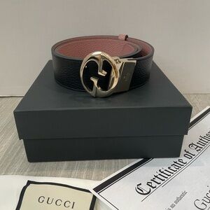 Authentic GUCCI pink and black reversible belt with box, bag & certificate sz 32
